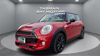 2017 Mini Cooper - Thumbnail
