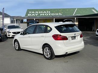 2016 BMW 218i - Thumbnail