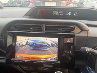 2016 Toyota Aqua - Thumbnail