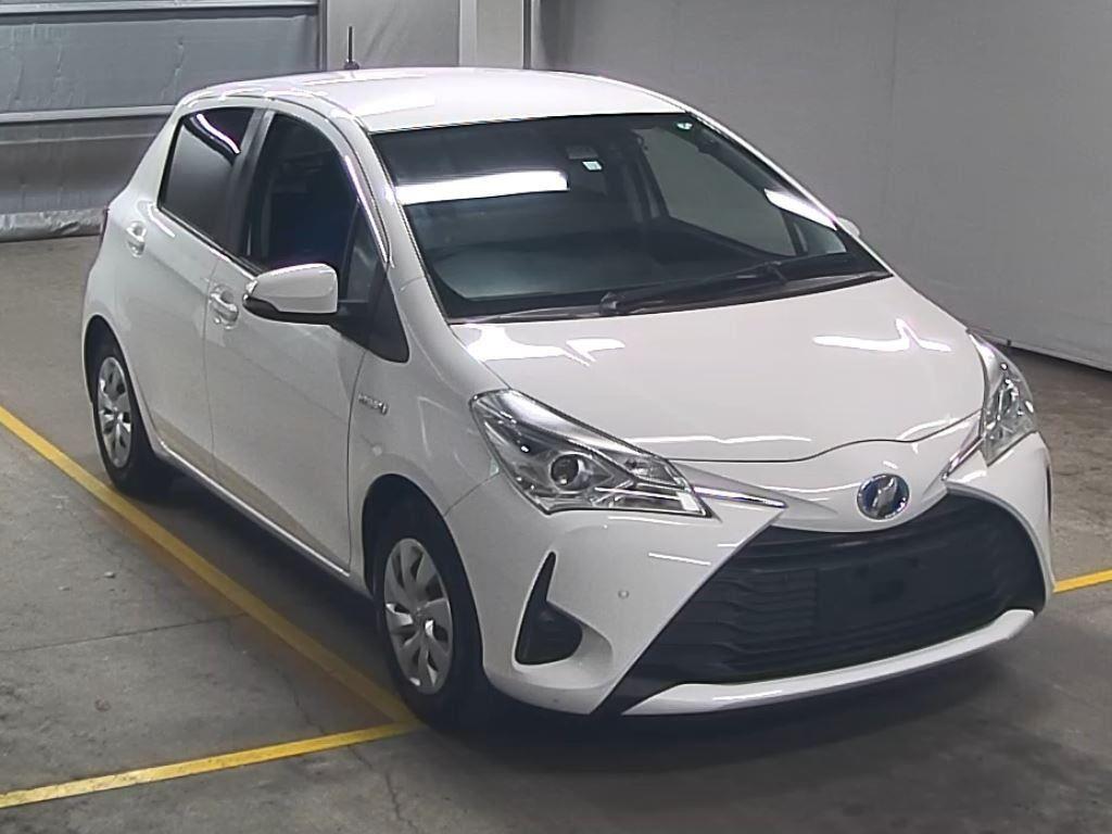 2020 Toyota Vitz