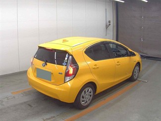2015 Toyota Aqua - Thumbnail