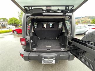 2015 Jeep Wrangler - Thumbnail