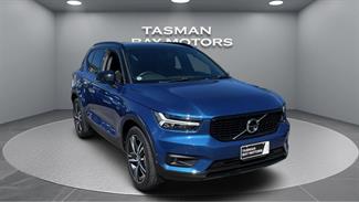 2020 Volvo XC40 - Thumbnail