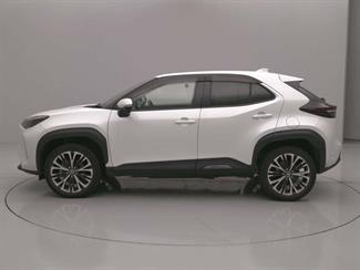 2023 Toyota Yaris Cross - Thumbnail