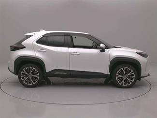 2023 Toyota Yaris Cross - Thumbnail