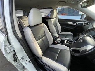 2015 Nissan X-Trail - Thumbnail