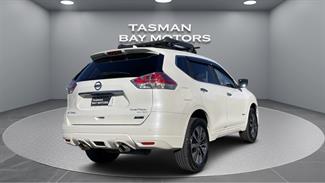 2015 Nissan X-Trail - Thumbnail