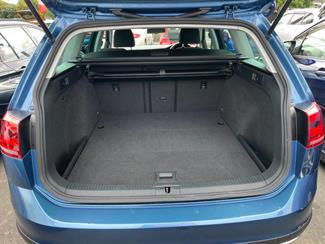 2015 Volkswagen Golf - Thumbnail