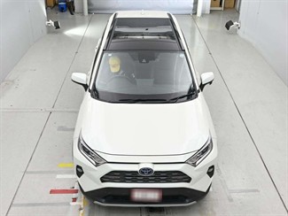 2020 Toyota RAV4 - Thumbnail