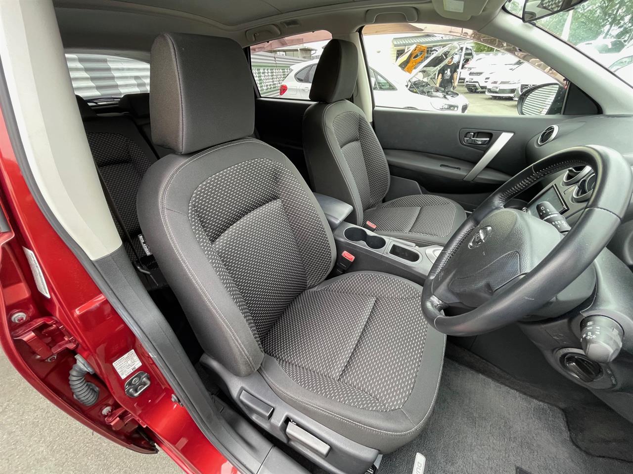 2012 Nissan Dualis