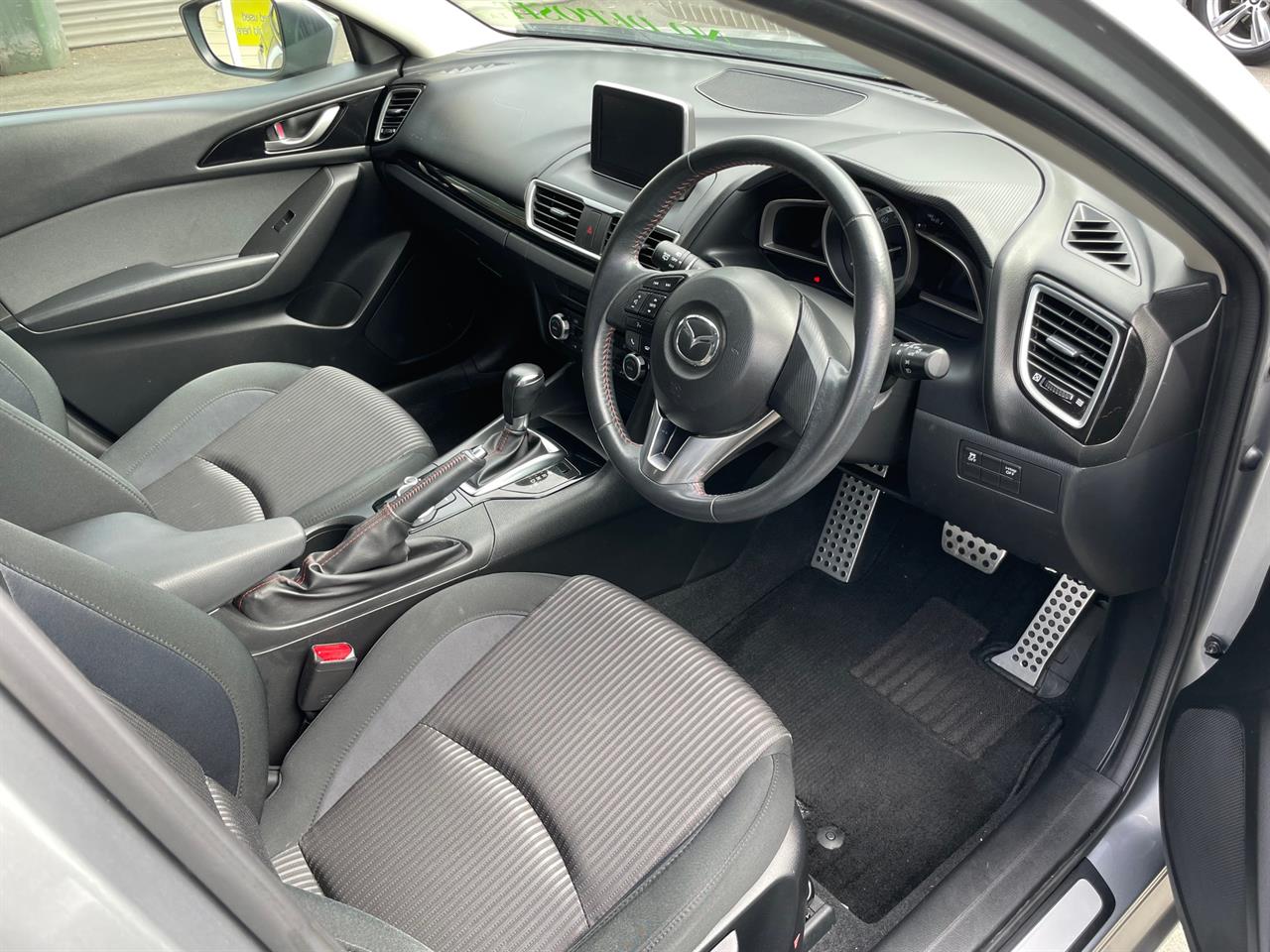 2013 Mazda Axela
