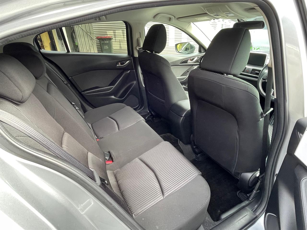 2013 Mazda Axela