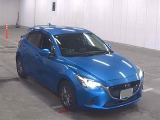 2017 Mazda Demio - Thumbnail