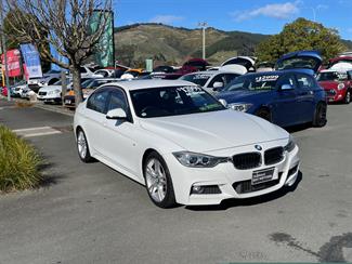 2014 BMW 320i - Thumbnail