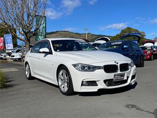 2014 BMW 320i - Thumbnail