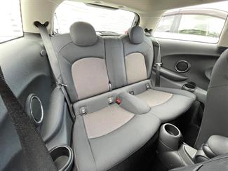 2014 Mini Cooper - Thumbnail