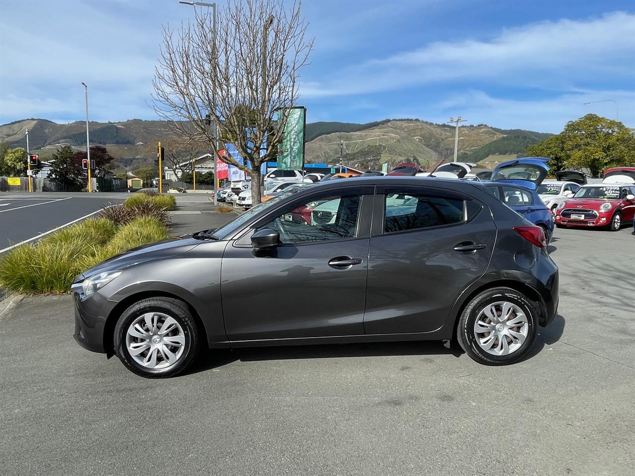 2016 Mazda Demio