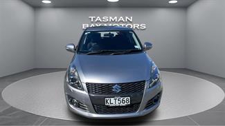 2017 Suzuki Swift - Thumbnail