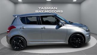 2017 Suzuki Swift - Thumbnail