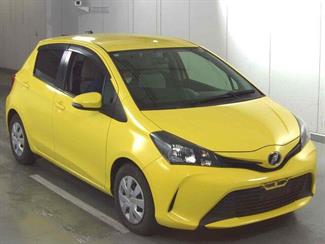 2014 Toyota Vitz - Thumbnail