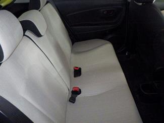 2014 Toyota Vitz - Thumbnail