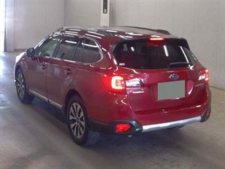 2015 Subaru Outback - Thumbnail