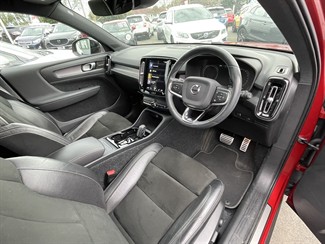 2020 Volvo XC40 - Thumbnail