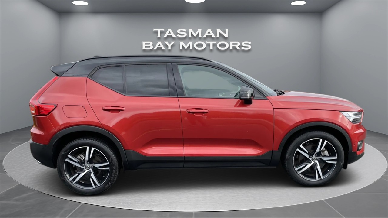 2020 Volvo XC40
