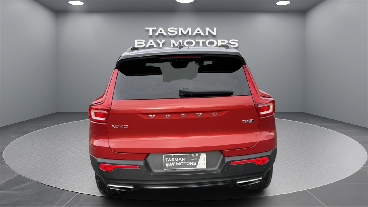 2020 Volvo XC40