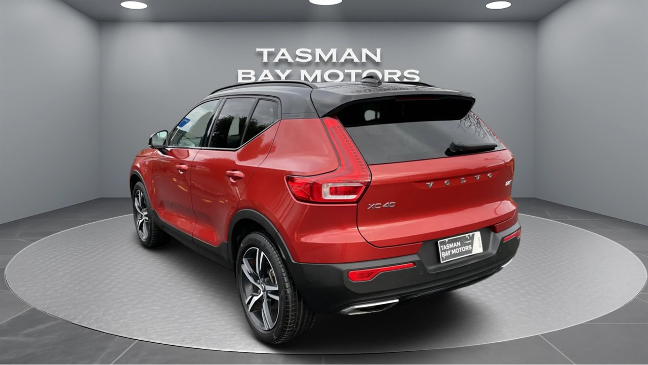 2020 Volvo XC40
