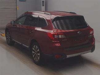 2015 Subaru Outback - Thumbnail