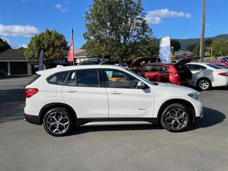 2016 BMW X1 - Thumbnail