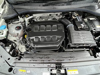 2023 Volkswagen Tiguan - Thumbnail