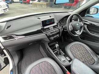 2016 BMW X1 - Thumbnail