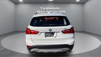 2016 BMW X1 - Thumbnail