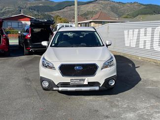 2016 Subaru Outback - Thumbnail