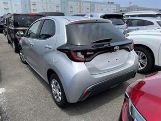 2020 Toyota Yaris - Thumbnail