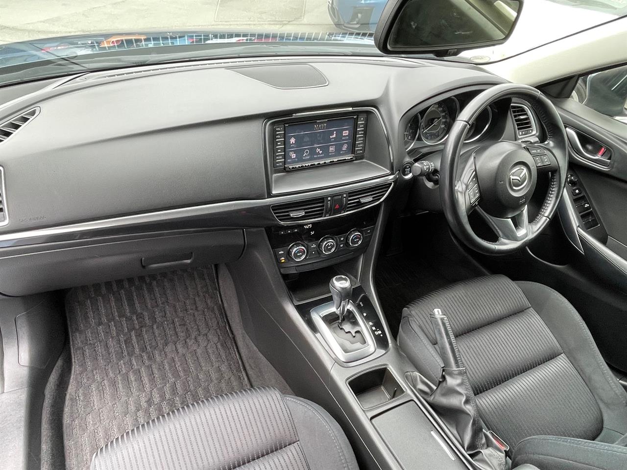 2014 Mazda Atenza