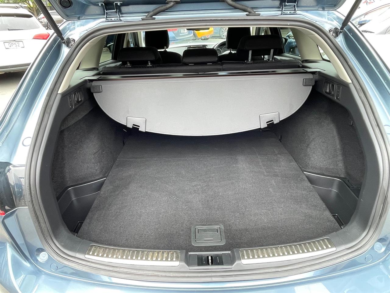 2014 Mazda Atenza