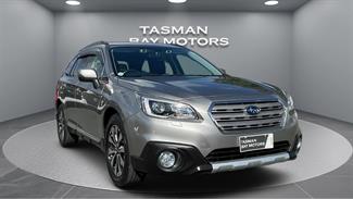 2016 Subaru Outback - Thumbnail