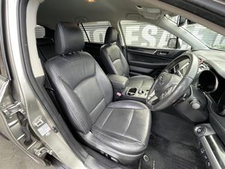 2016 Subaru Outback - Thumbnail