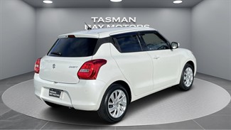 2021 Suzuki Swift - Thumbnail