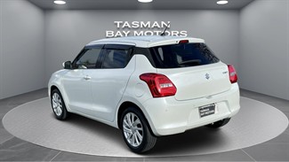 2021 Suzuki Swift - Thumbnail