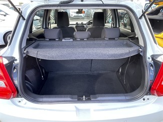 2021 Suzuki Swift - Thumbnail