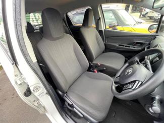 2020 Toyota Vitz - Thumbnail