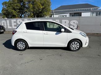 2020 Toyota Vitz - Thumbnail