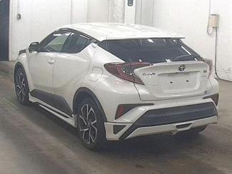 2019 Toyota C-HR - Thumbnail