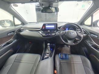 2019 Toyota C-HR - Thumbnail