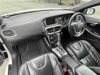 2013 Volvo V40 - Thumbnail