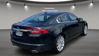 2009 Jaguar XF - Thumbnail